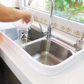 Bathroom Floor Water Retaining Strip Silicone 2M
